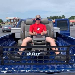 Meet your Posher, Logan